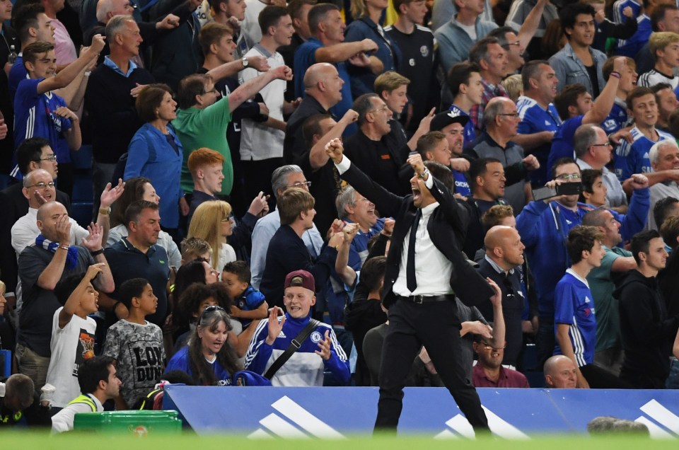  Antonio conte says he has no plans to calm down in the dug-out