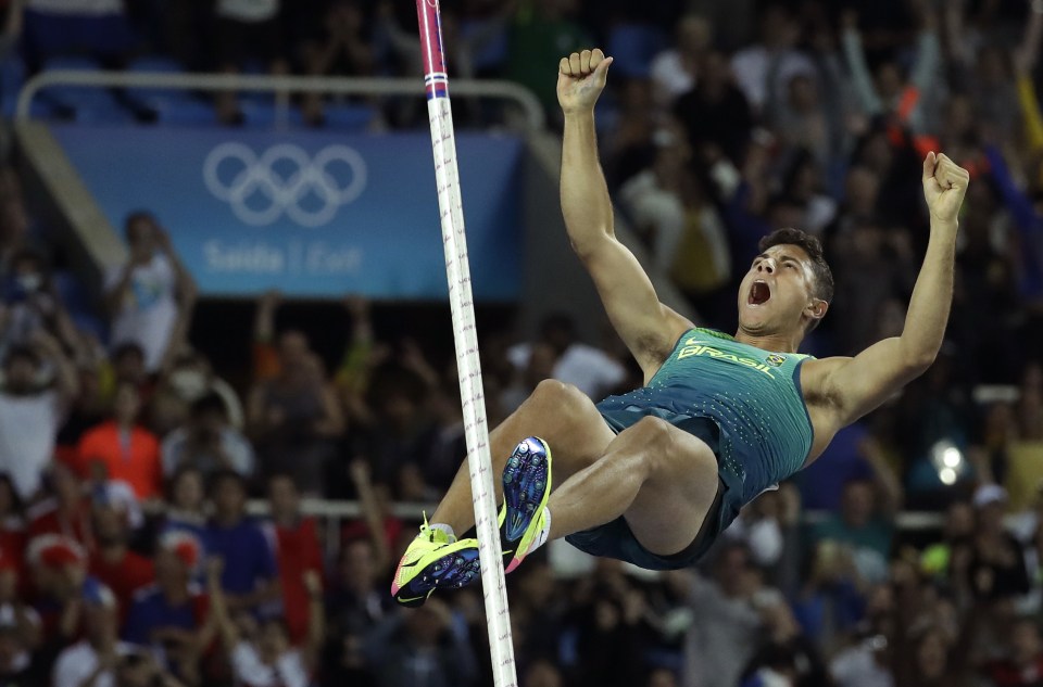  Da Silva became the first man in Olympic history to clear six metres