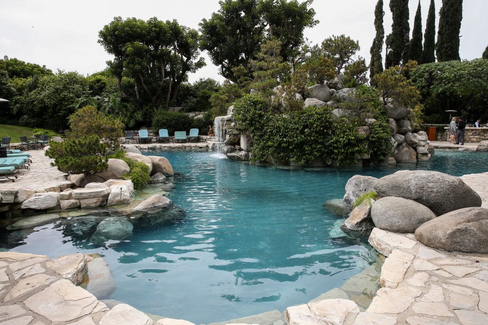  The mansion has a beautiful pool area