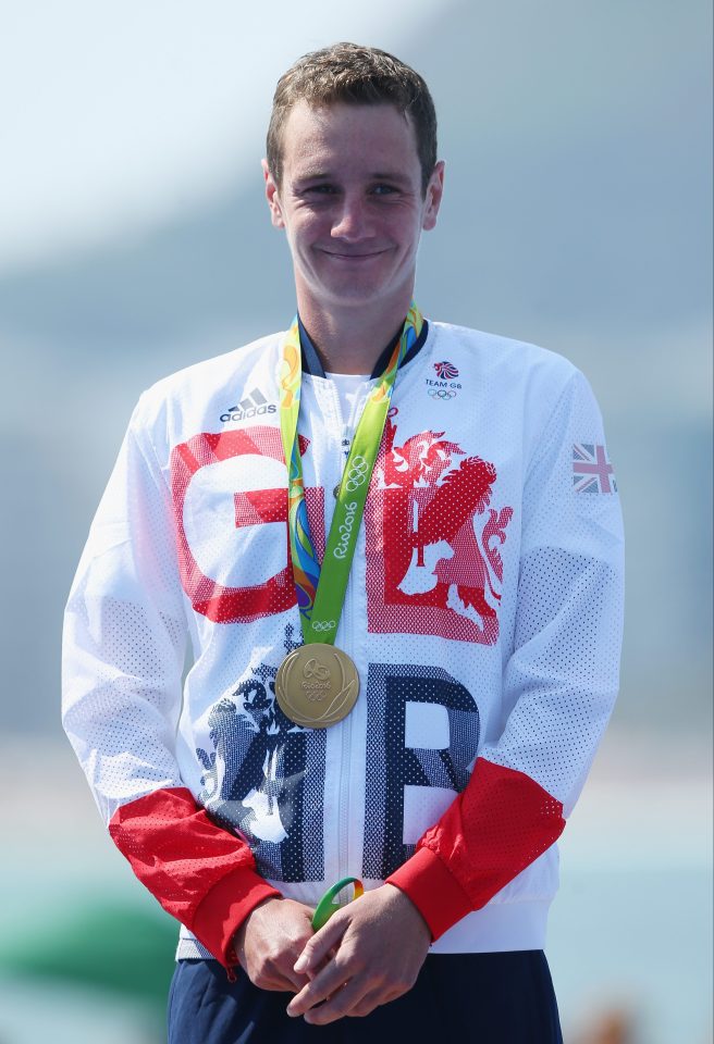  Alistair Brownlee revealed his injury nightmare after retaining triathlon gold