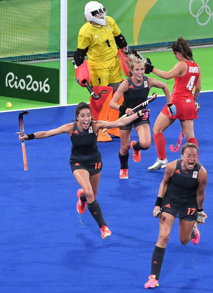  Maartje Paumen celebrates making it 2-1 to the Netherlands after they came from behind