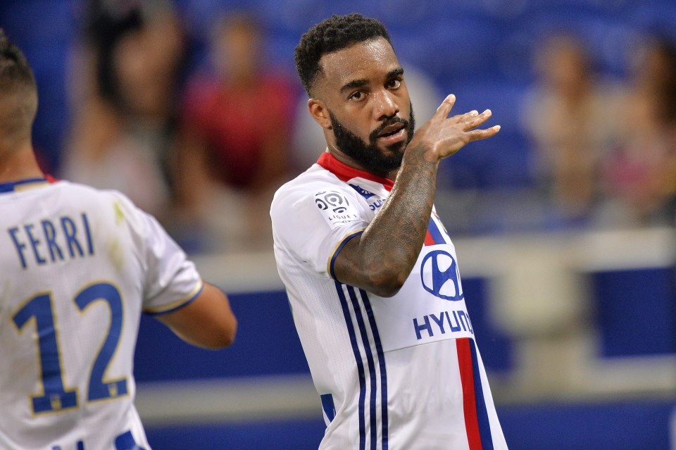  Alexandre Lacazette could not be signed from Lyon