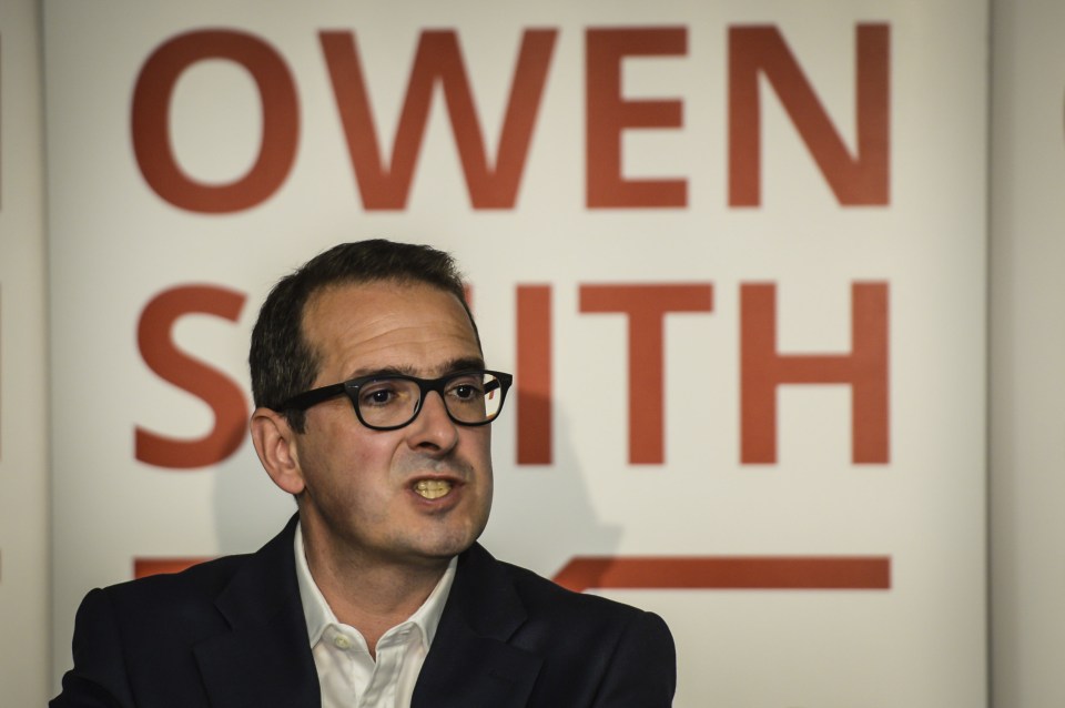  Owen Smith speaks to members in Wales yesterday as voting opened in the Labour leadership contest