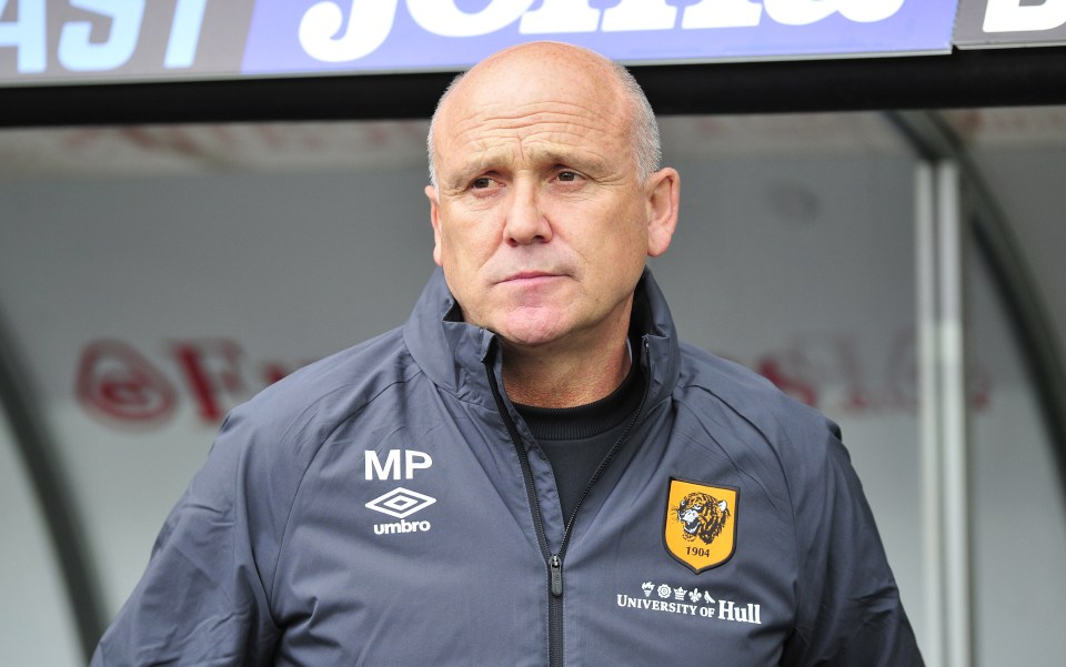  Hull boss Mike Phelan knows Keane well from his time as Manchester United assistant