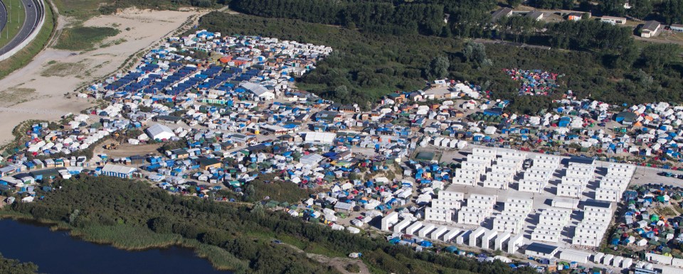  To be shut down... An aerial view of the migrant camp in Calais