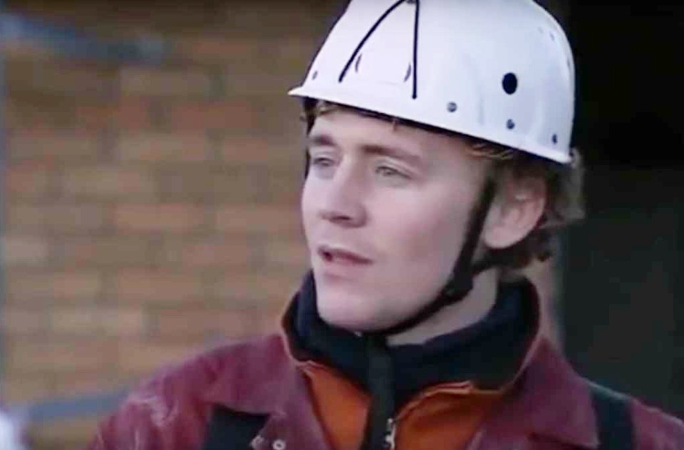 Tom Hiddleston as a builder on Casualty