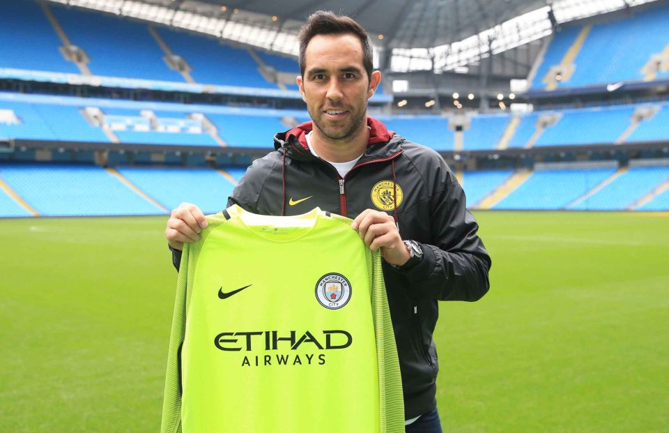  Claudio Bravo will not make his City debut this weekend