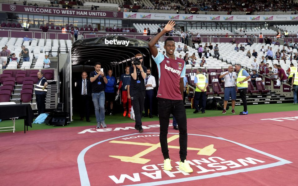  Edimilson Fernandes was signed from FC Sion and paraded in front of the Hammers faithful before the game