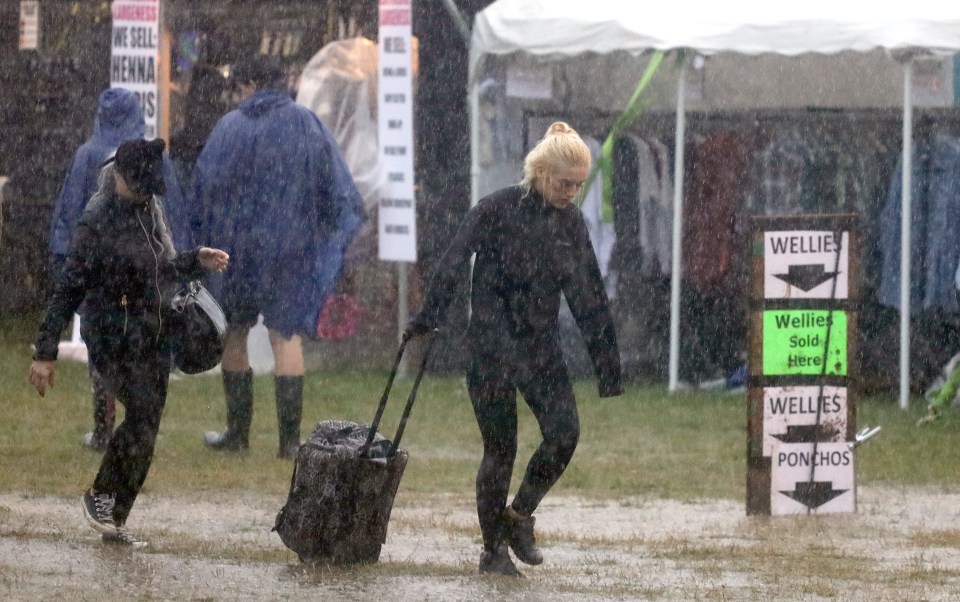  These two look like they could do with some new footwear after braving the mud in trainers