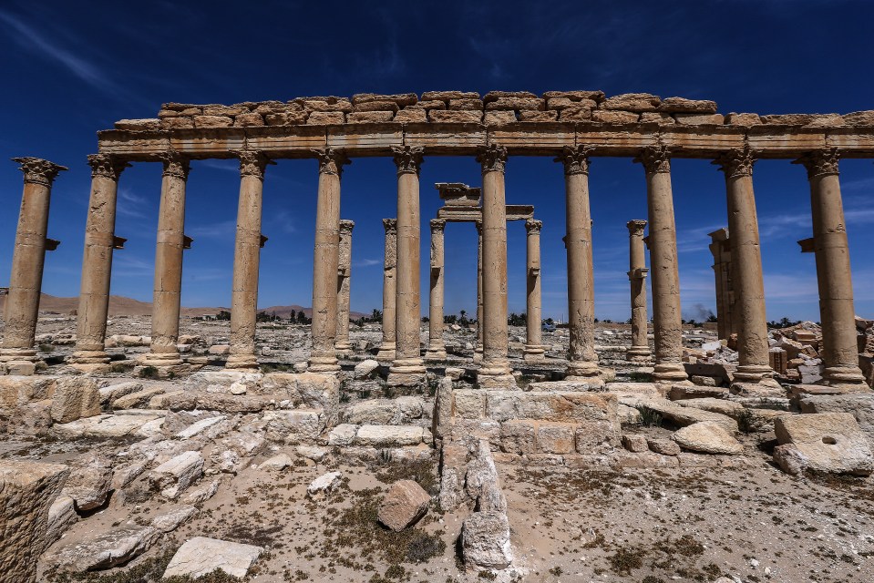  The Great Colonnade in Palmyra after fighting between ISIS and Syrian forces