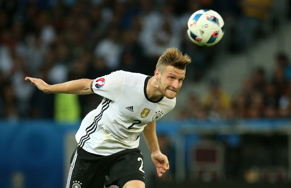  Shkodran Mustafi was a powerhouse for Valencia but they could not keep hold of the defender