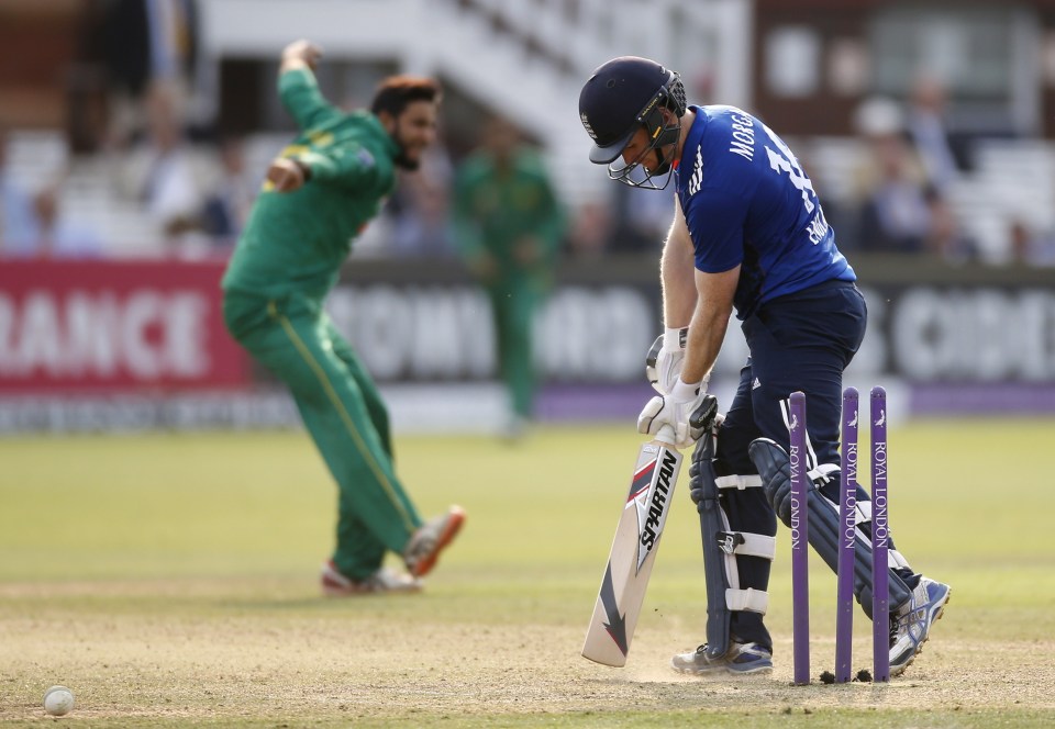  Morgan was bowled out by Pakistans impressive Imad Wasim