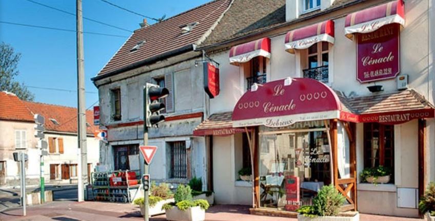  Michelin-starred Le Cenacle is in suburb of Paris