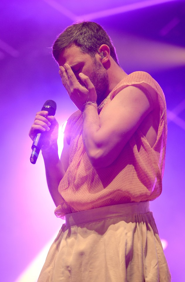  The singer looked overwhelmed as he performed on stage