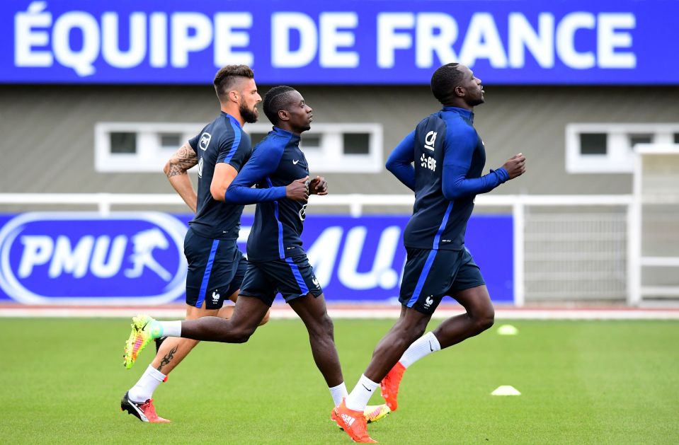  Sissoko has left the French camp when the France also left for Bari