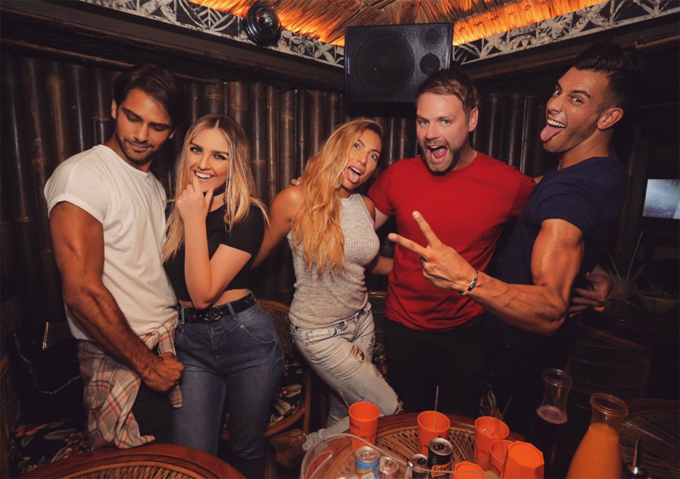  Perrie and Luke were pictured amongst friends at Mahiki