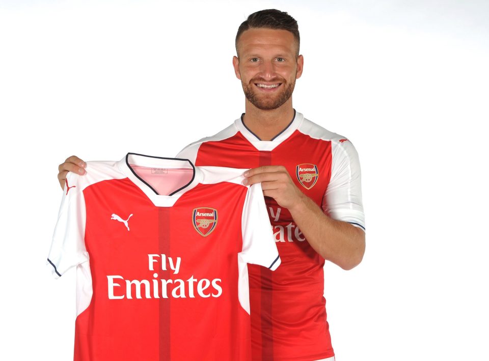  Shkodran Mustafi joins Arsenal in a £35m deal