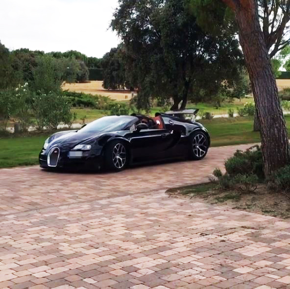  Ronaldo pulls up towards his Madrid mansion in his Bugatti