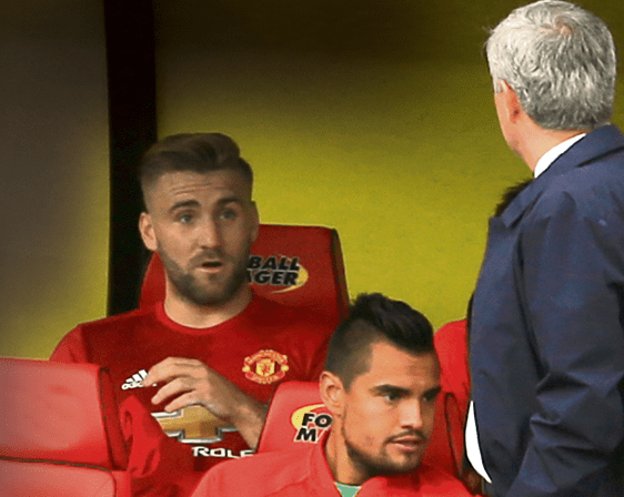  Mourinho lets Shaw know why he was hauled off after a costly late error