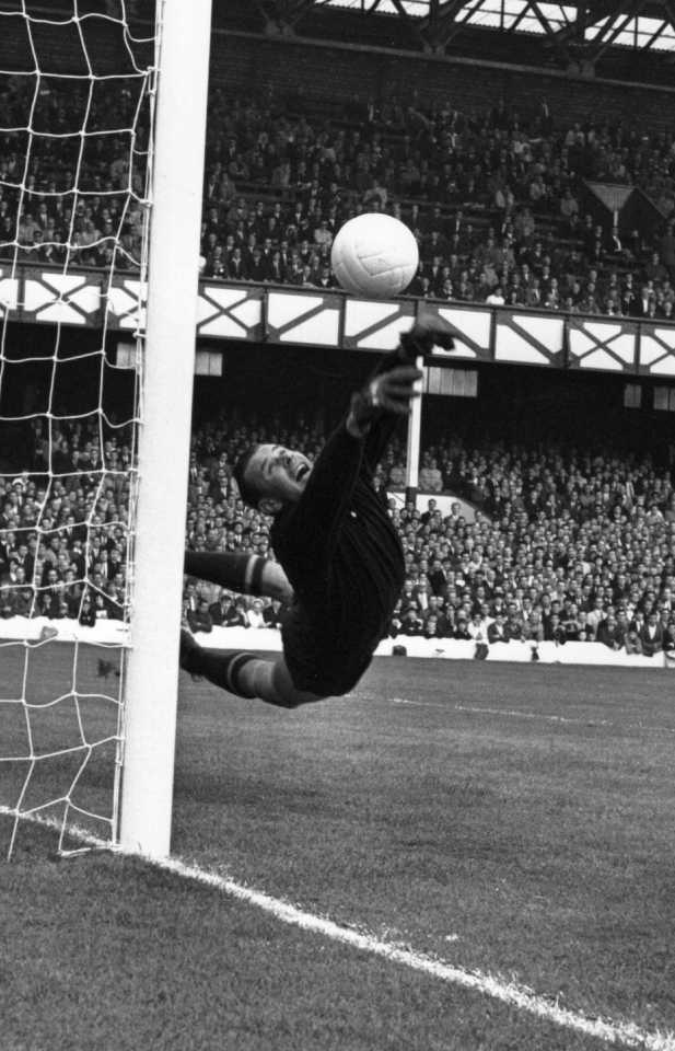  Legendary Lev Yashin is the only goalkeeper to have won Ballon d'Or