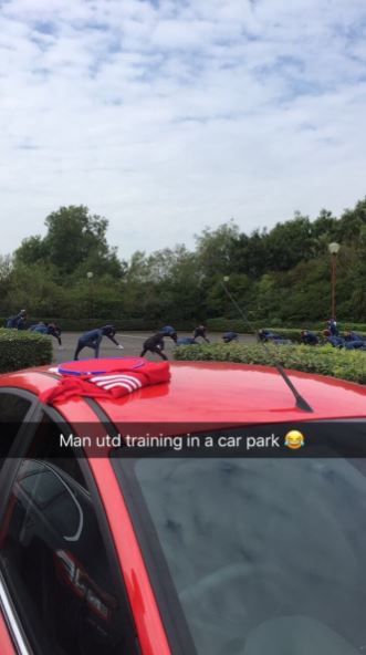  Jose Mourinho and Manchester United train in a car park