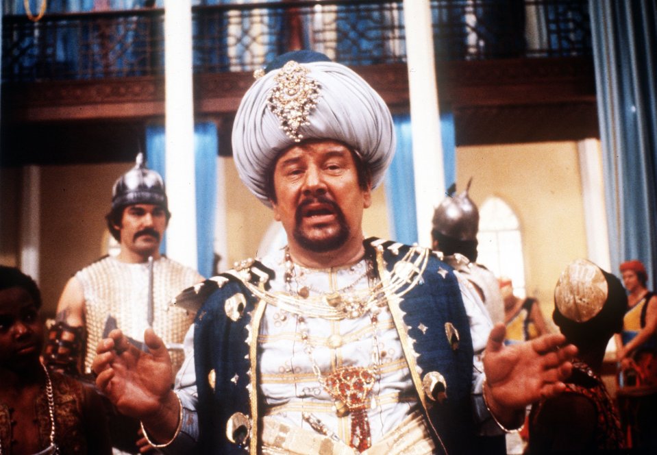  Peter Ustinov , who played the part of Caliph of Baghdad, was a regular at the Thursday Club in the 1950s