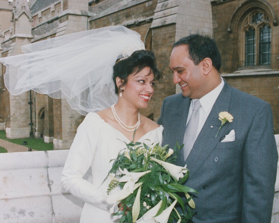  Keith Vaz with his wife Maria on their wedding day