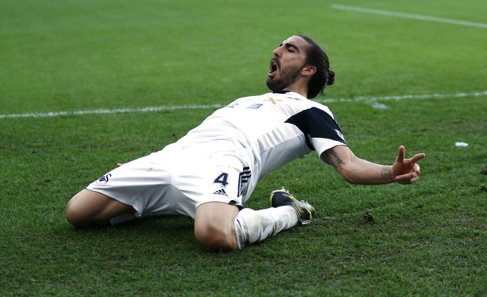  Its fair to say Chico Flores has won this round after his Twitter posts on Tuesday