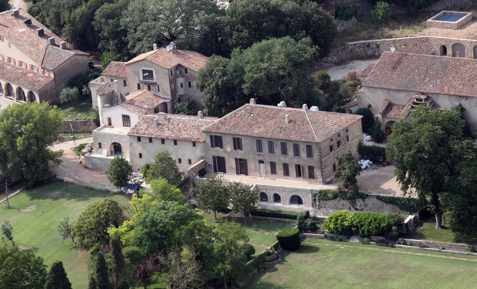  Attention has now turned to the couple's wealth, with the couple owning a vineyard castle in France