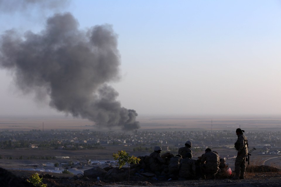 Iraqi Kurdish Peshmerga fighters