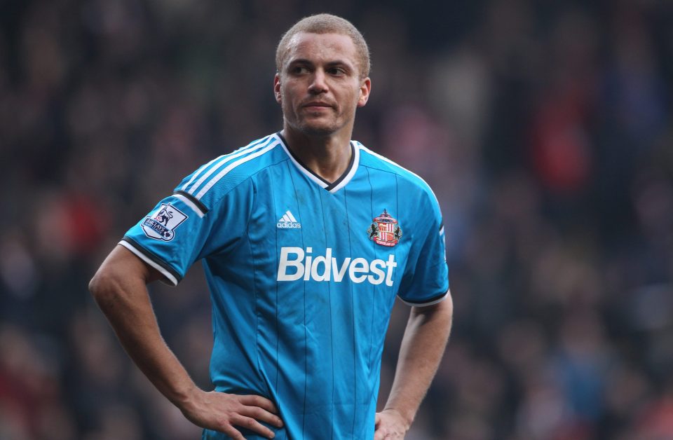  Wes Brown is a free agent after leaving Sunderland in the summer