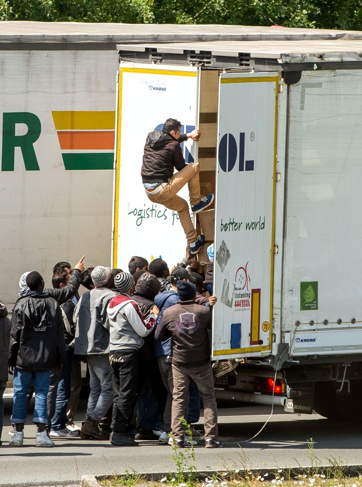  Migrants desire to get into the UK is fuelling gangs