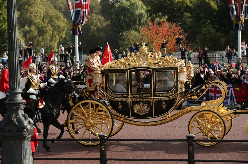  The Queen and President Xi Jinping rode in the State Coach after the ceremonial welcome on Horse Guards Parade