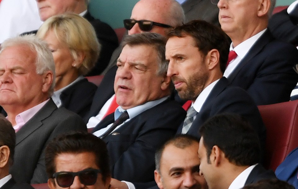  Gareth Southgate says he speaks regularly to Sam Allardyce regarding England selection