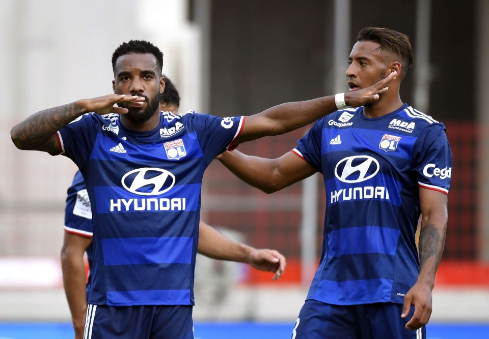  Lacazette wants release clause inserted if he signs new Lyon deal