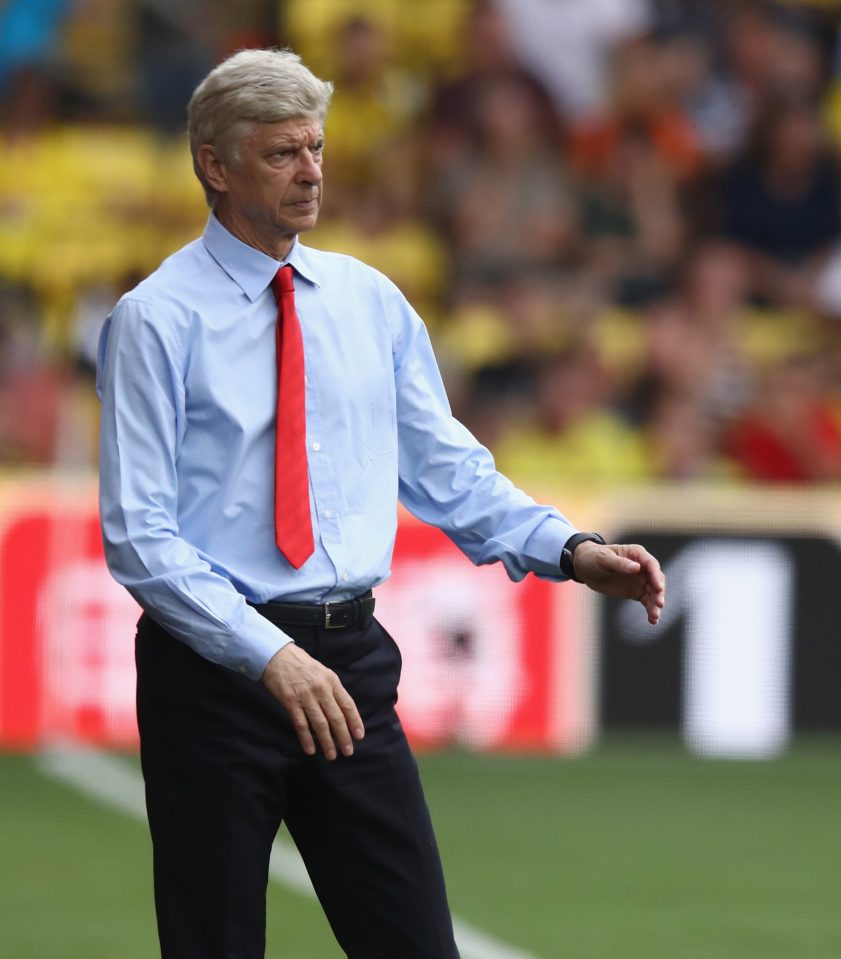  Arsene Wenger is chasing his first title with Arsenal since 2004