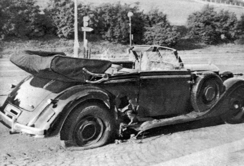  Gabcik and Kubis attempted to assassinate Heydrich while he was in his open-topped Mercedes