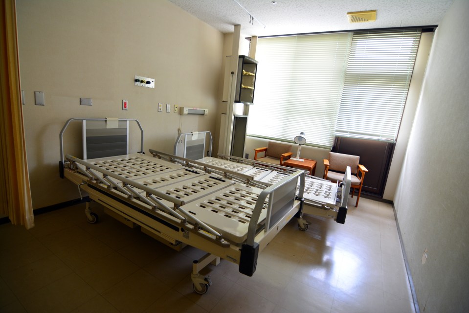  A patient room at the Wakayama Hospital, a medical cooperative that went bankrupt in 2007