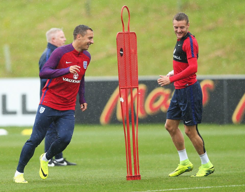  Jamie Vardy trained with England before Slovakia clash only to sit on the bench