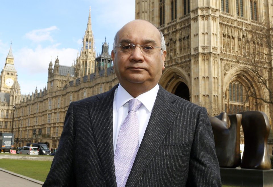  The Sunday Mirror claims Mr Vaz met two escorts in his flat and texted them to bring sex-drug poppers