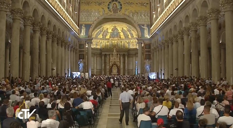  More than 100,000 people including world leaders and royalty attended the ceremony