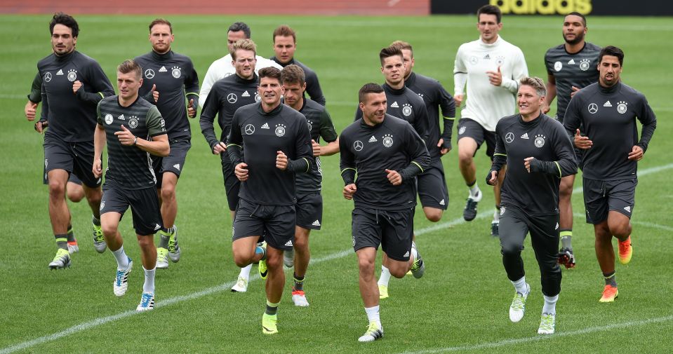  Bastian Schweinsteiger and Sami Khedira helped steer Germany to the Euro 2016 final