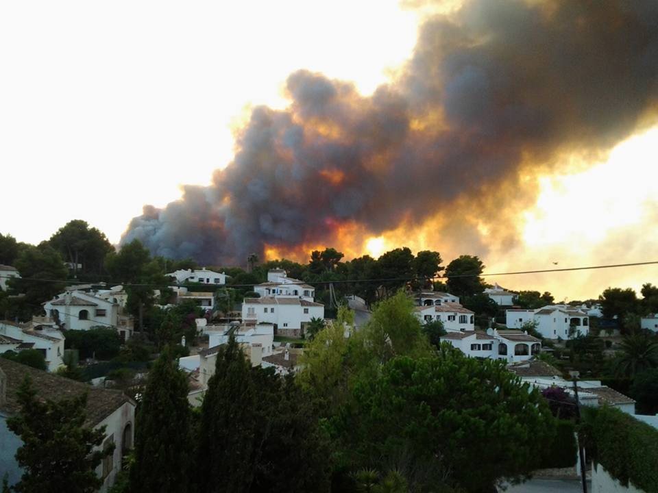  The massive fires could be seen for miles around