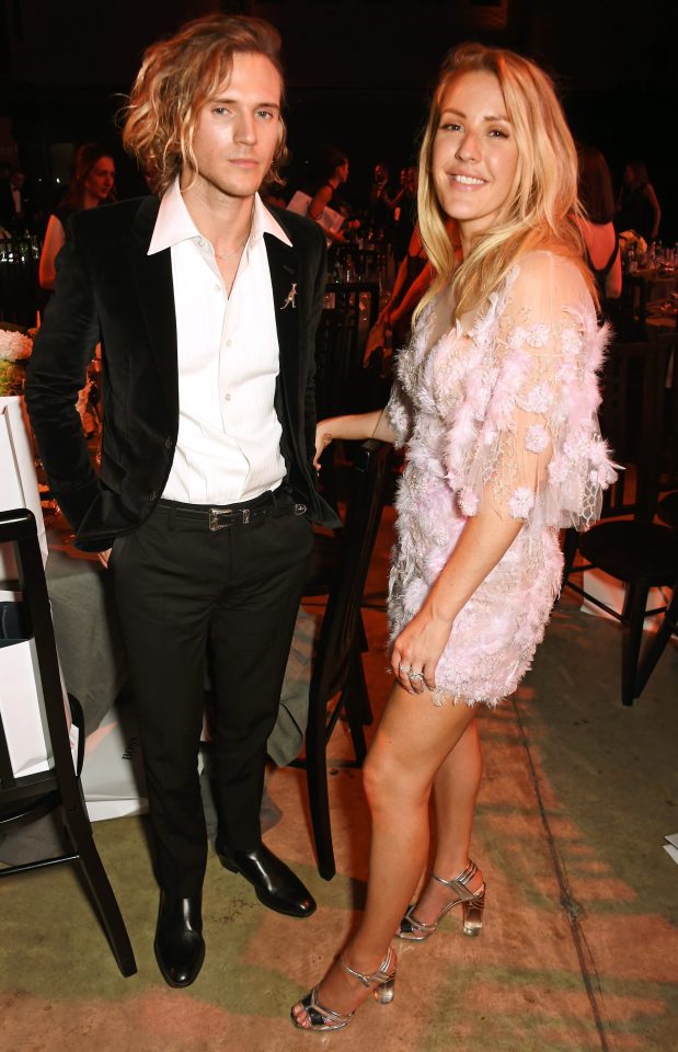  Dougie Poynter looked very happy to be chatting to ex girlfriend Ellie Goulding