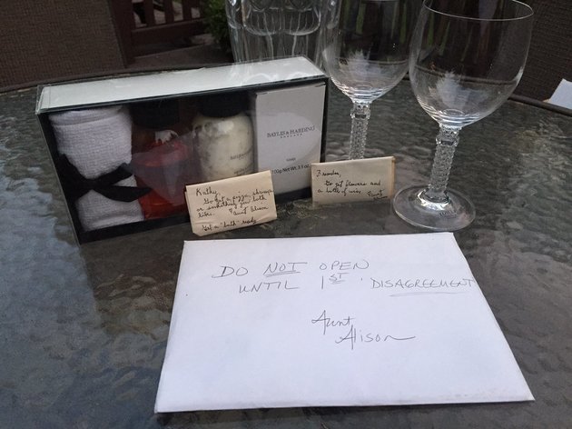  Two wine glasses and some bath gels were provided along with the letters to each