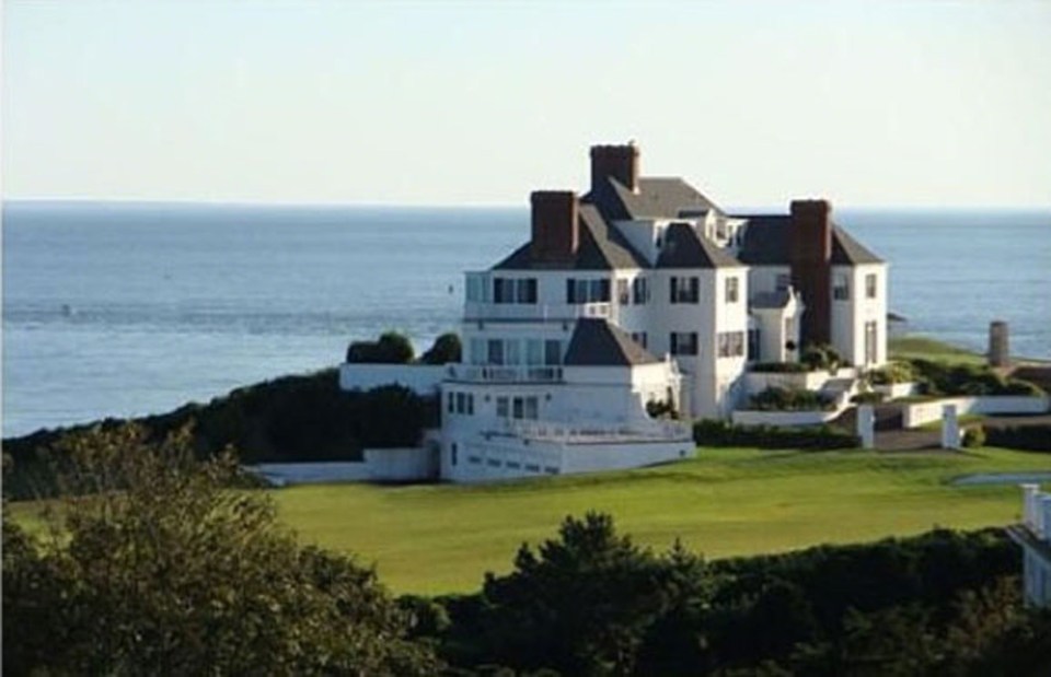 Taylor's incredible Rhode Island holiday home