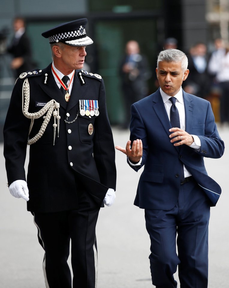  Source reveal rumoured 'unbearable tensions' between Sir Bernard Hogan-Howe and Sadiq Khan