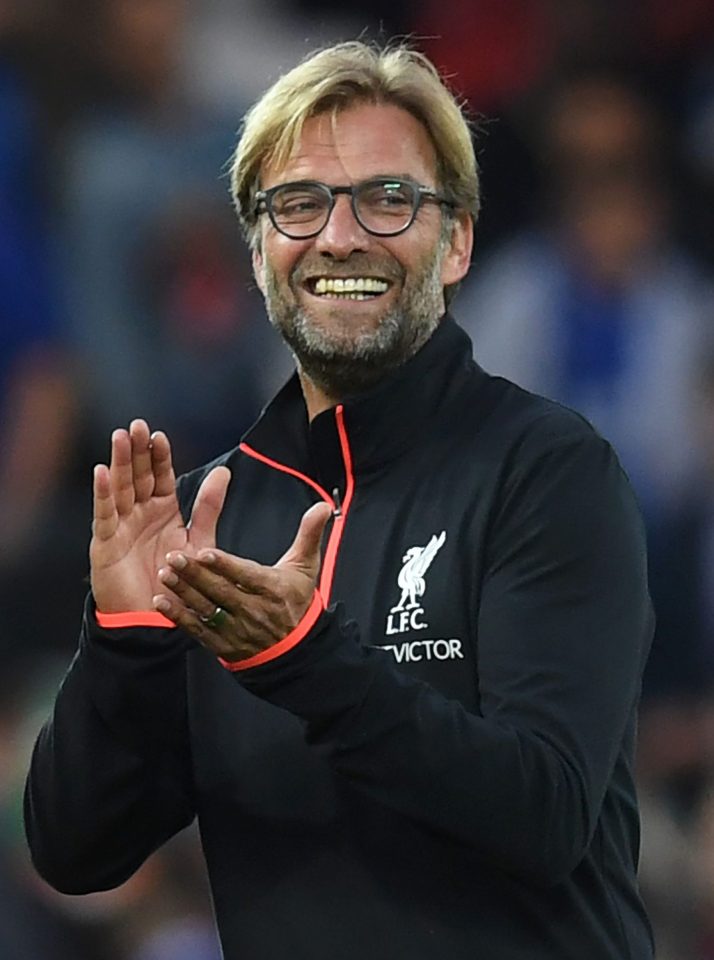  Jurgen Klopp requires a 'complete striker' to carry out his style of play