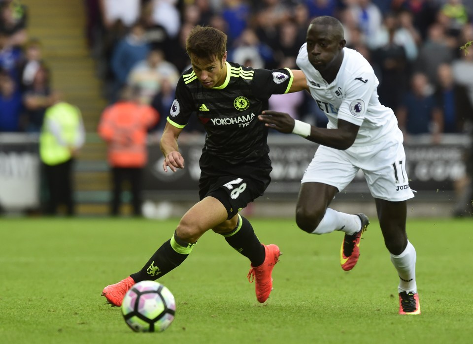  Cesar Azpilicueta is streets ahead of any other left back at either boss' disposal