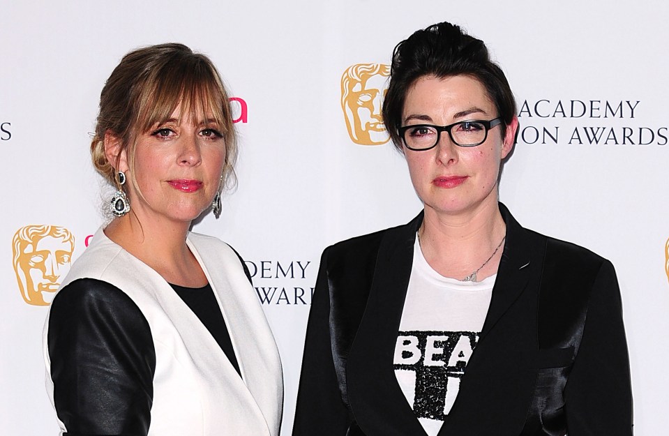  Fan faves Mel and Sue have stepped down from Bake Off